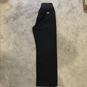 Figs Women's Boot Cut Pants - Black